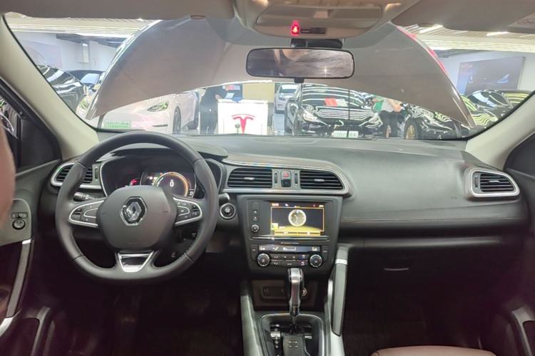 Used Renault Kadjar 2017 2.0L 120th Anniversary Limited Edition Center Console