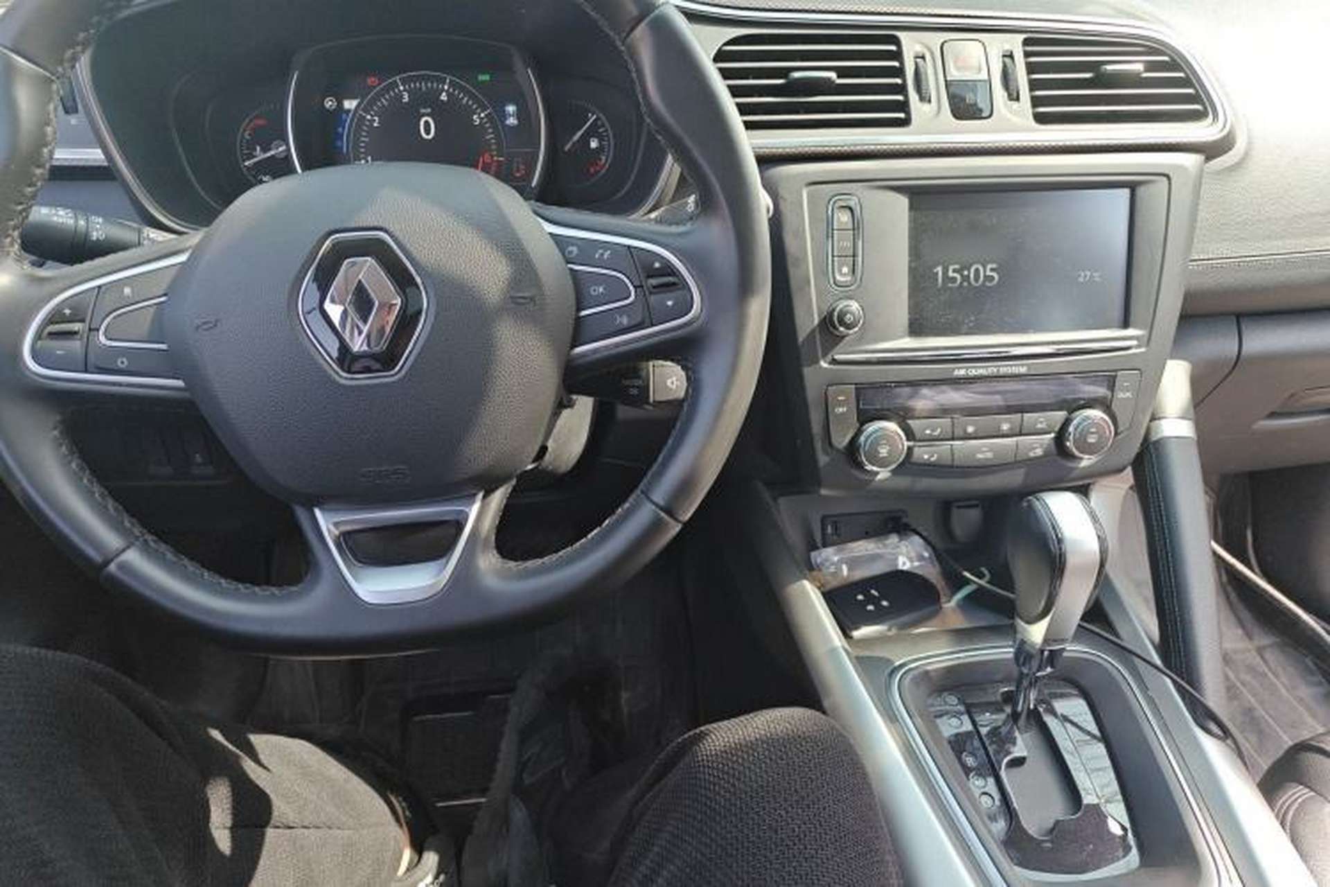 Used Renault Kadjar 2017 2.0L Four-Wheel Drive Premium Edition Center Console