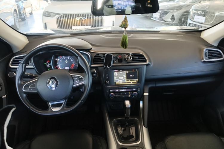 Used Renault Kadjar 2017 2.0L Two-Wheel Drive Luxury Edition Center Console