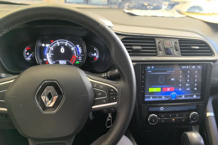 Used Renault Kadjar 2017 2.0L Two-Wheel Drive Fashion Edition Center Console