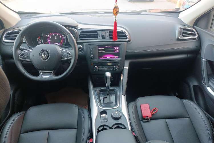 Used Renault Kadjar 2017 2.0L Two-Wheel Drive Luxury Edition Center Console