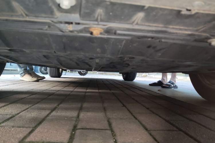 Used Renault Kadjar 2017 2.0L Two-Wheel-Drive Leading Edition Chassis Front