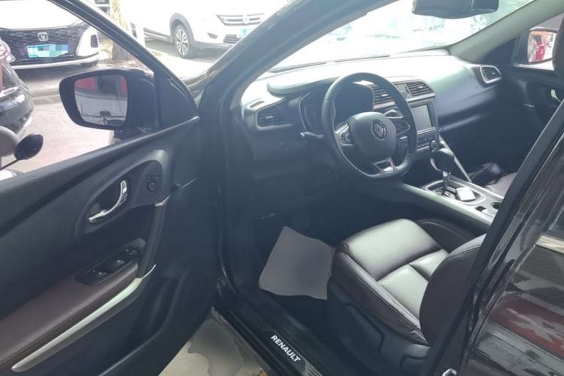 Used Renault Kadjar 2017 2.0L 120th Anniversary Limited Edition Driver Seat