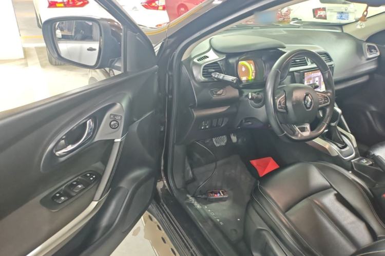Used Renault Kadjar 2017 2.0L Two-Wheel Drive Comfort Edition Driver Seat