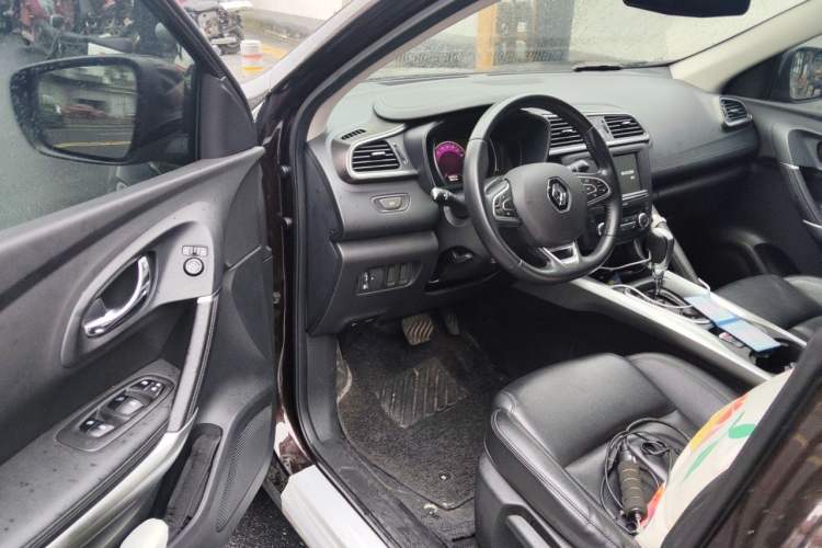 Used Renault Kadjar 2017 2.0L Two-Wheel-Drive Leading Edition Driver Seat