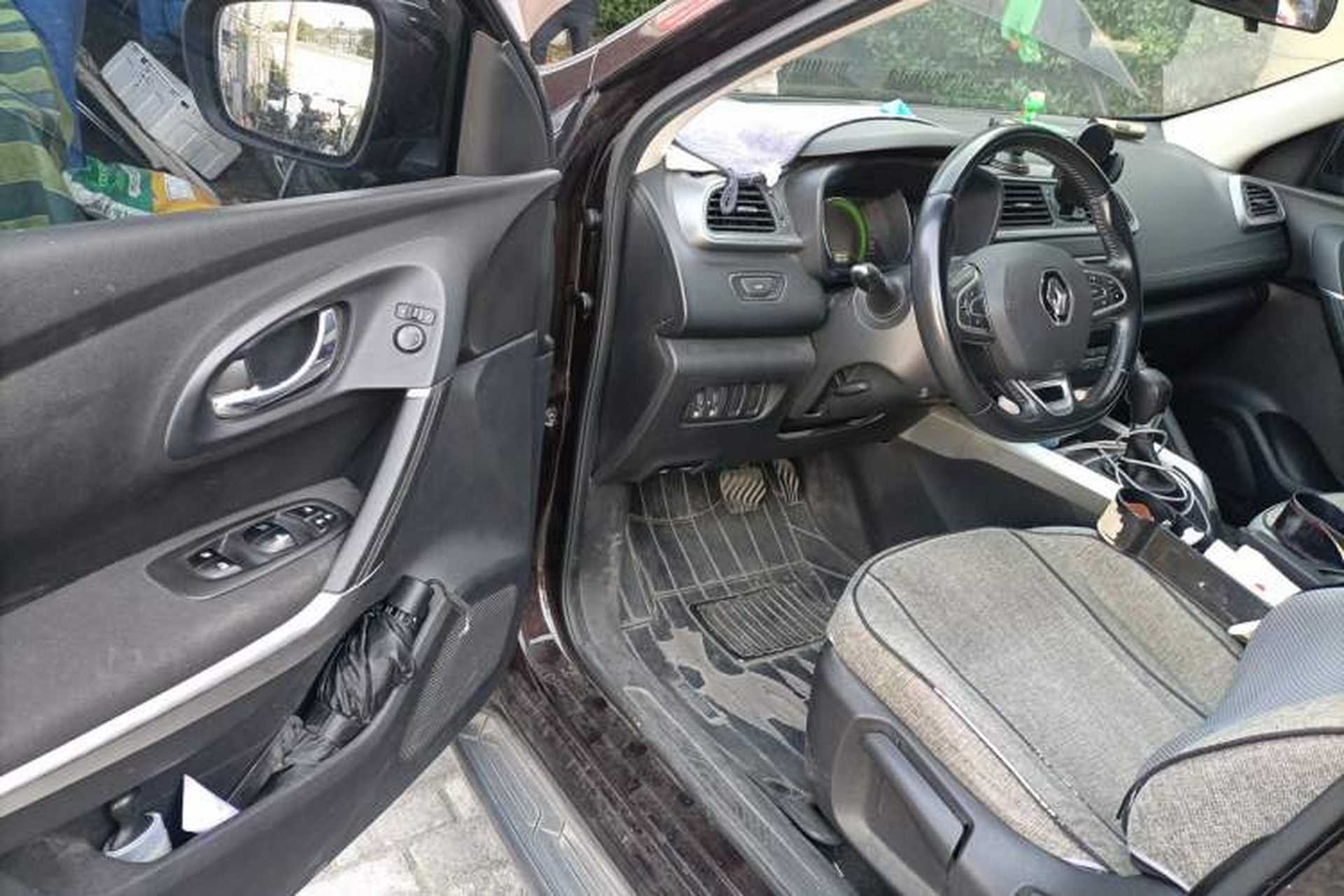 Used Renault Kadjar 2017 2.0L Two-Wheel Drive Comfort Edition Driver Seat