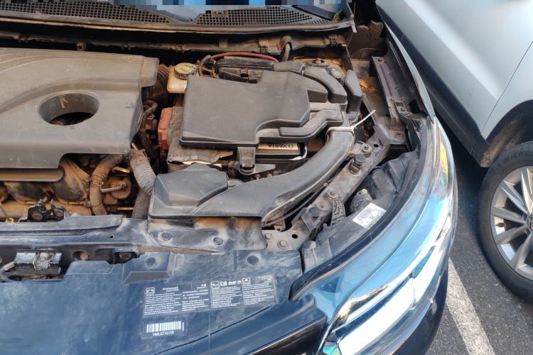 Used Renault Kadjar 2017 2.0L 120th Anniversary Limited Edition Engine Bay Left