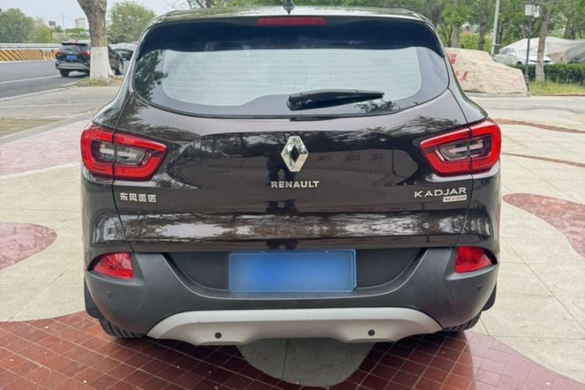 Used Renault Kadjar 2017 2.0L Two-Wheel Drive Fashion Edition Exterior 3