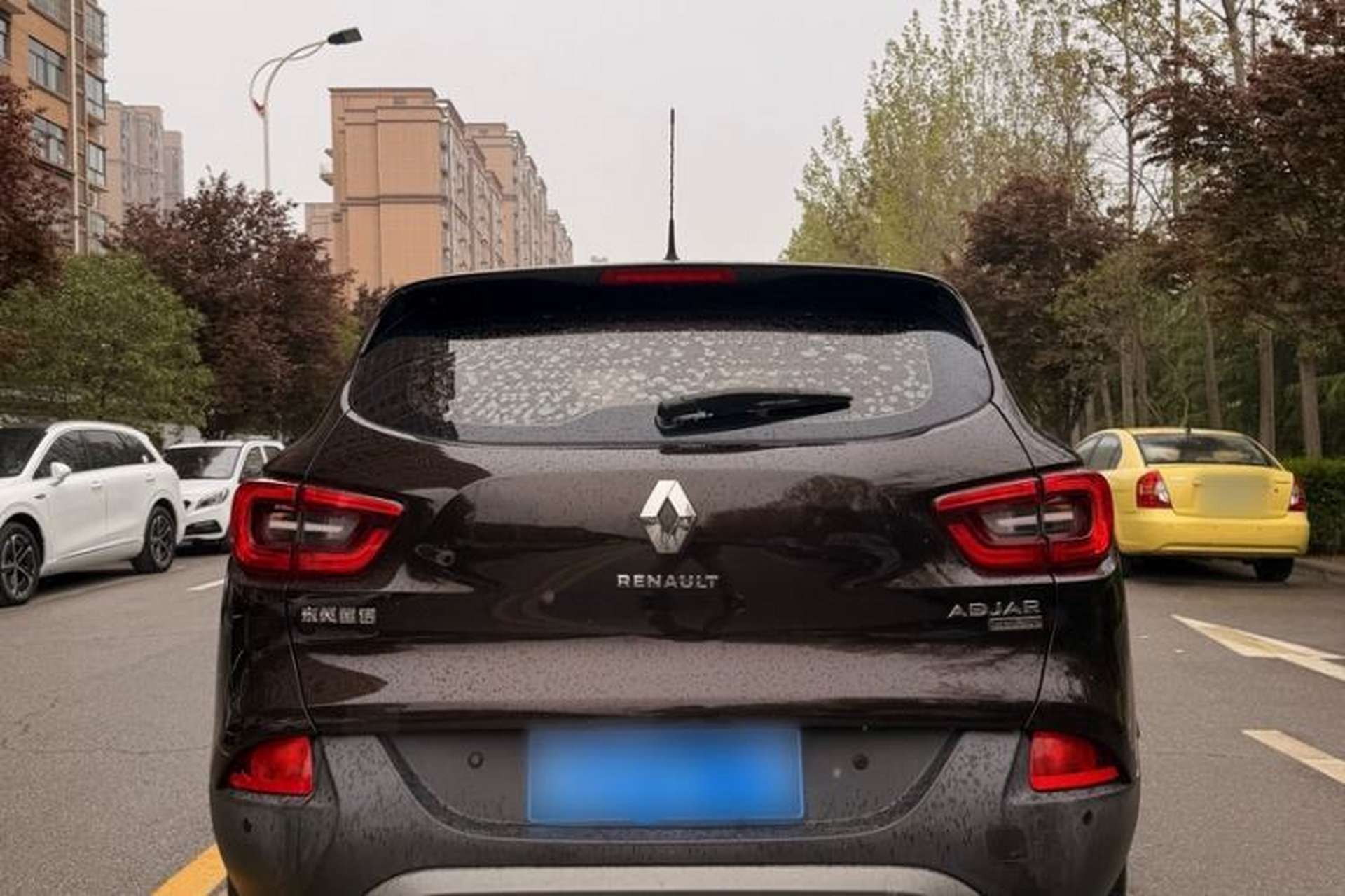Used Renault Kadjar 2017 2.0L Two-Wheel Drive Fashion Edition Exterior 4