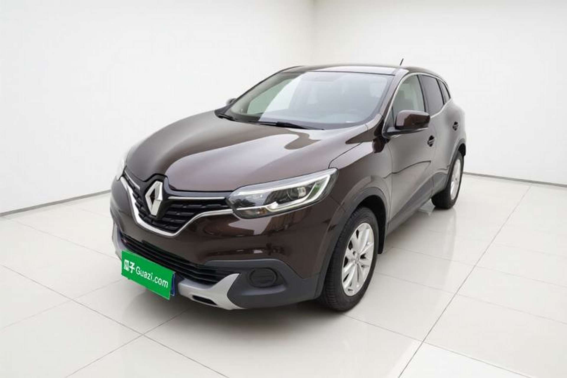 Used Renault Kadjar 2017 2.0L Two-Wheel Drive Fashion Edition Front Left 45 Deg
