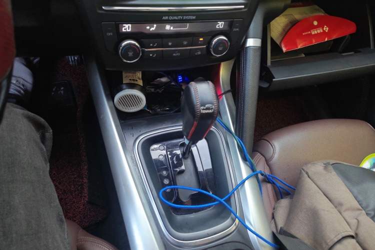 Used Renault Kadjar 2017 2.0L 120th Anniversary Limited Edition Gear Lever