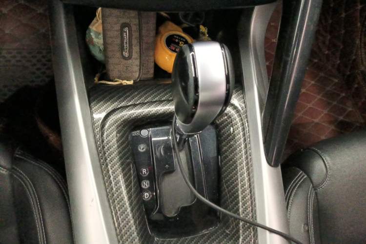 Used Renault Kadjar 2017 2.0L Two-Wheel Drive Luxury Edition Gear Lever