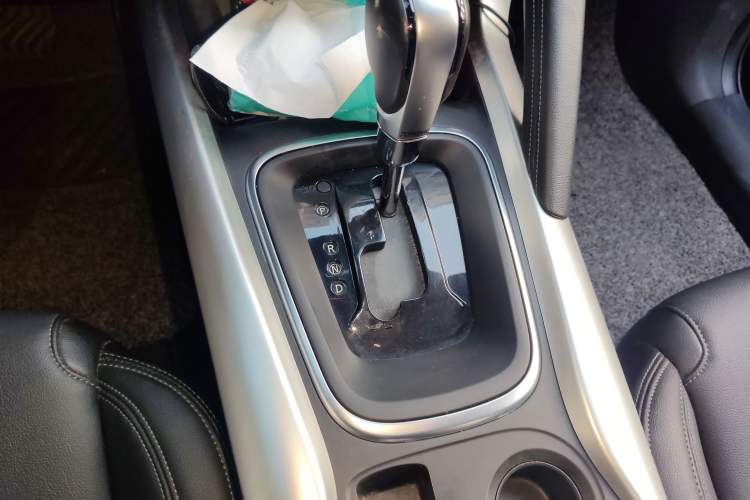 Used Renault Kadjar 2017 2.0L Two-Wheel-Drive Leading Edition Gear Lever