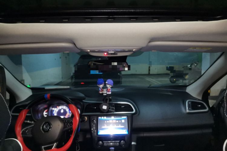 Used Renault Kadjar 2017 2.0L Two-Wheel Drive Comfort Edition Headliner