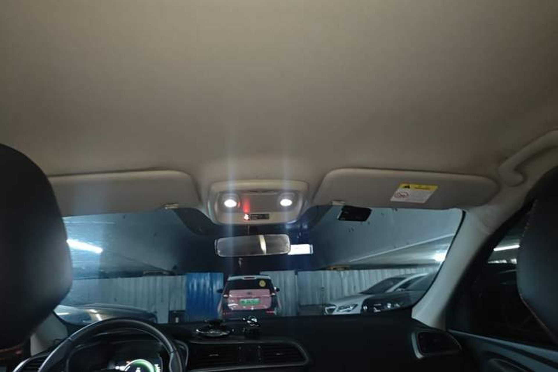 Used Renault Kadjar 2017 2.0L Two-Wheel Drive Fashion Edition Headliner