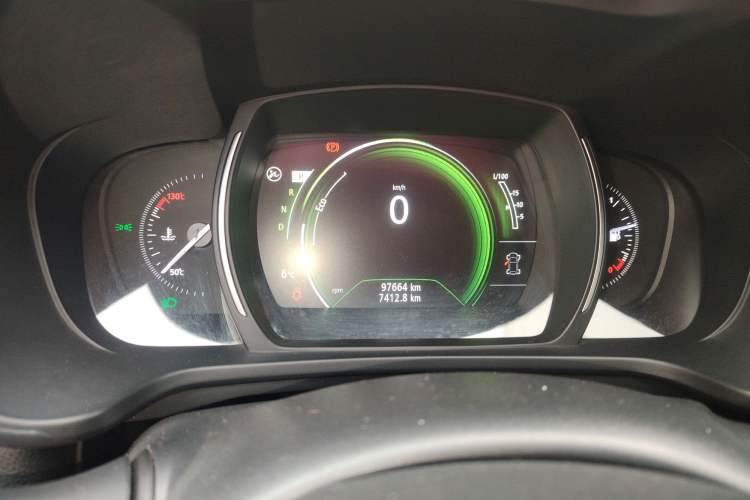 Used Renault Kadjar 2017 2.0L Two-Wheel Drive Comfort Edition Instrument Cluster