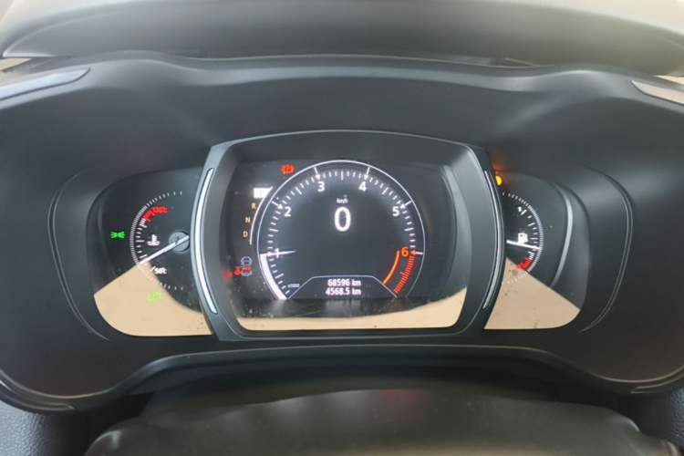 Used Renault Kadjar 2017 2.0L Two-Wheel Drive Luxury Edition Instrument Cluster