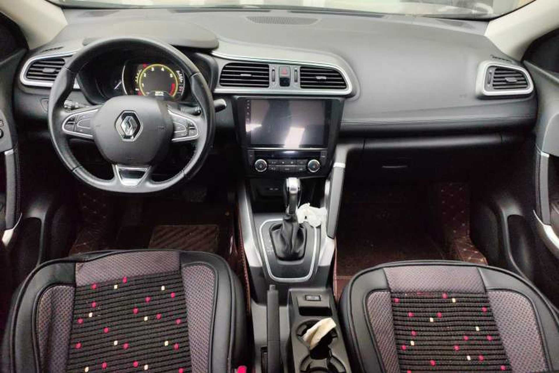 Used Renault Kadjar 2017 2.0L Two-Wheel Drive Comfort Edition Interior 2