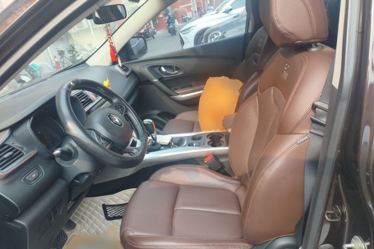 Used Renault Kadjar 2017 2.0L 120th Anniversary Limited Edition Left Front Seat