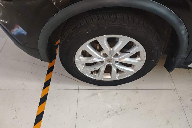 Used Renault Kadjar 2017 2.0L Two-Wheel Drive Comfort Edition Left Front Wheel Hub