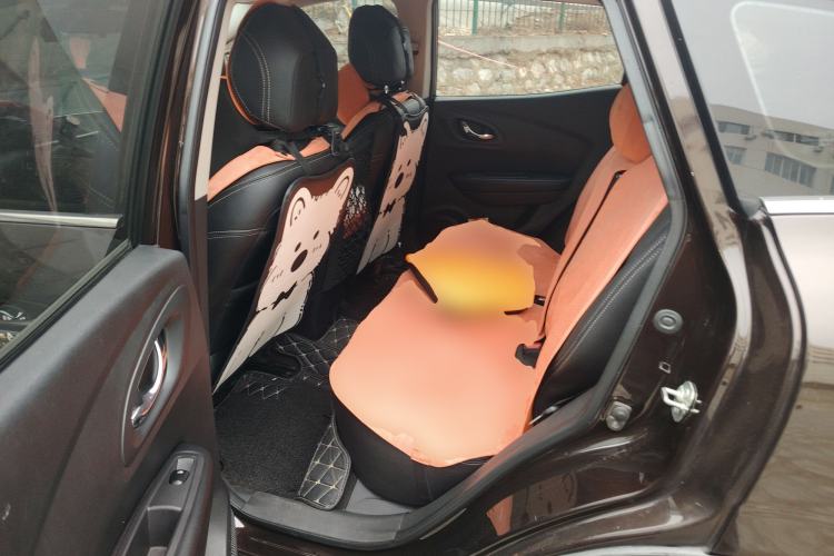Used Renault Kadjar 2017 2.0L Two-Wheel Drive Comfort Edition Left Rear Seat