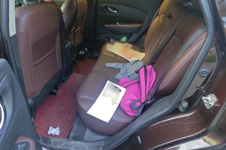Used Renault Kadjar 2017 2.0L 120th Anniversary Limited Edition Left Rear Seat