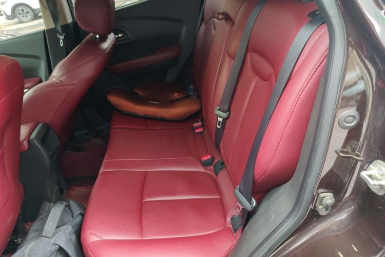Used Renault Kadjar 2017 2.0L Two-Wheel Drive Comfort Edition Left Rear Seat