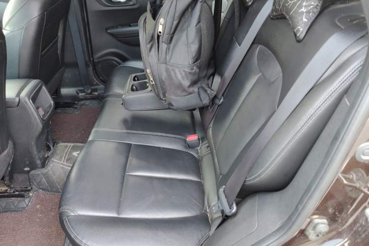 Used Renault Kadjar 2017 2.0L Two-Wheel Drive Luxury Edition Left Rear Seat
