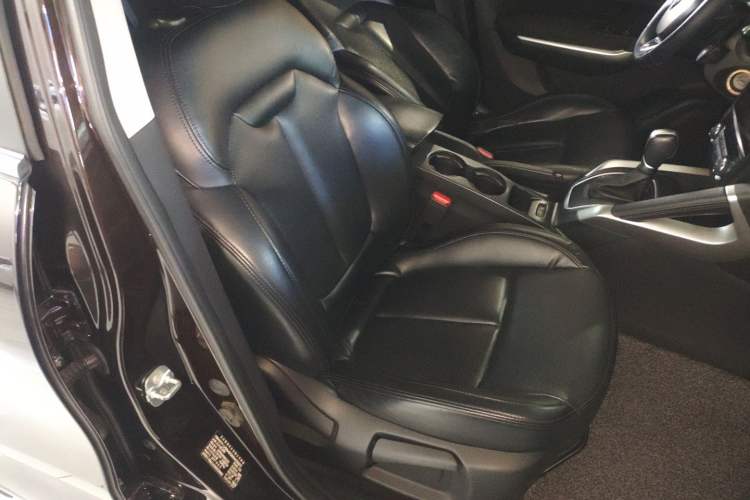 Used Renault Kadjar 2017 2.0L Two-Wheel Drive Comfort Edition Right Front Seat