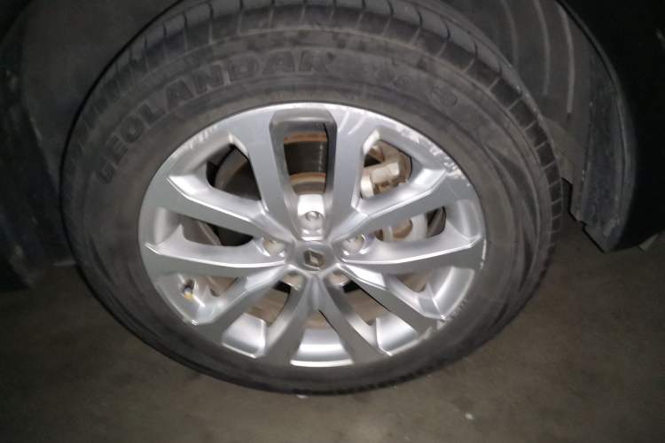 Used Renault Kadjar 2017 2.0L Two-Wheel Drive Comfort Edition Right Front Wheel Hub