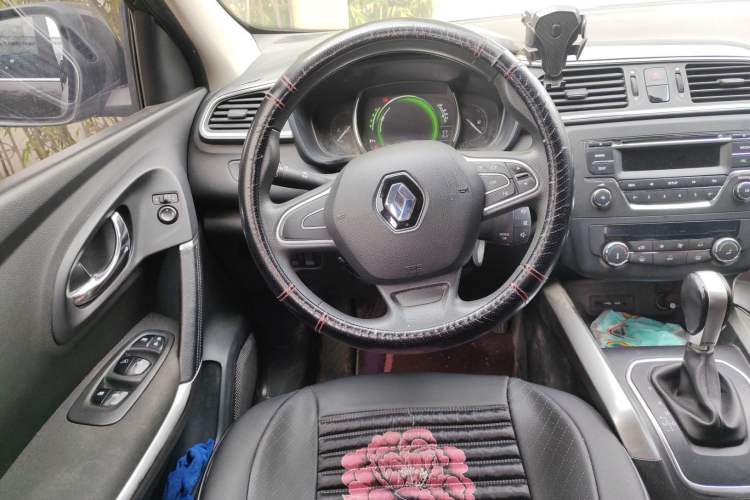 Used Renault Kadjar 2017 2.0L Two-Wheel Drive Fashion Edition Steering Wheel