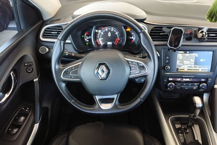Used Renault Kadjar 2017 2.0L Two-Wheel Drive Luxury Edition Steering Wheel