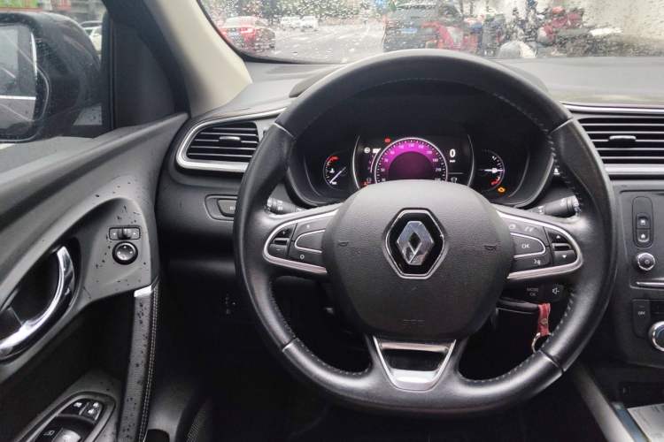 Used Renault Kadjar 2017 2.0L Two-Wheel-Drive Leading Edition Steering Wheel