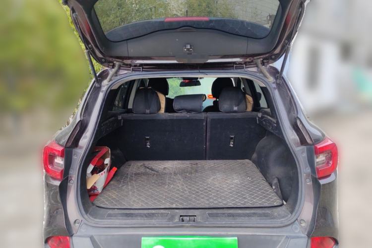 Used Renault Kadjar 2017 2.0L Two-Wheel Drive Fashion Edition Trunk