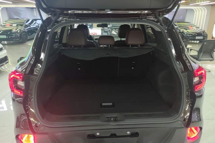 Used Renault Kadjar 2017 2.0L 120th Anniversary Limited Edition Trunk