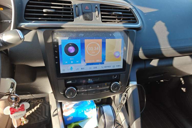 Used Renault Kadjar 2017 2.0L Two-Wheel Drive Fashion Edition Audio And AC Panel
