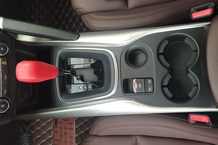 Used Renault Kadjar 2017 2.0L Two-Wheel-Drive Leading Edition Gear Lever