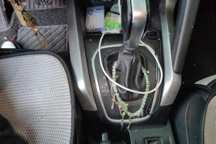 Used Renault Kadjar 2017 2.0L Two-Wheel Drive Fashion Edition Gear Lever