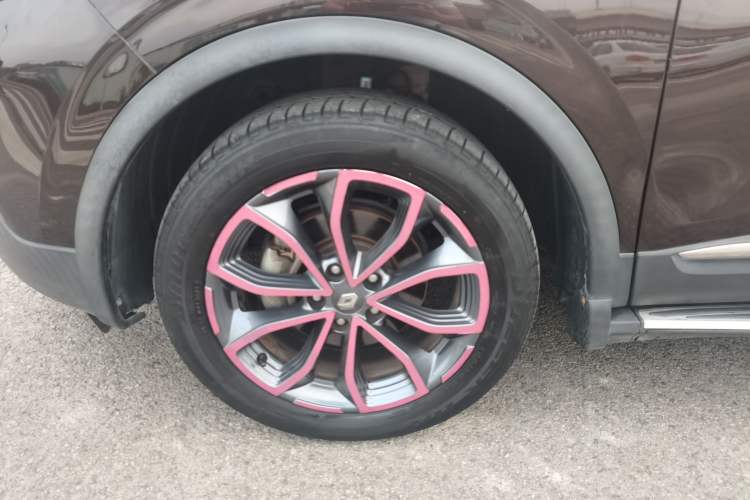 Used Renault Kadjar 2017 2.0L Two-Wheel-Drive Leading Edition Left Front Wheel Hub