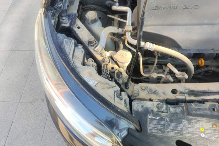 Used Renault Kadjar 2017 2.0L Two-Wheel-Drive Leading Edition Engine Bay Right