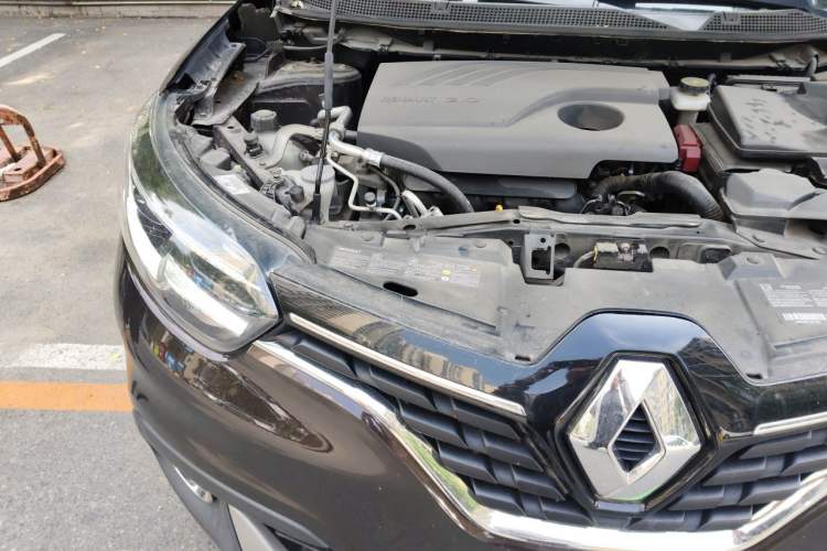 Used Renault Kadjar 2017 2.0L Two-Wheel Drive Luxury Edition Engine Bay Right