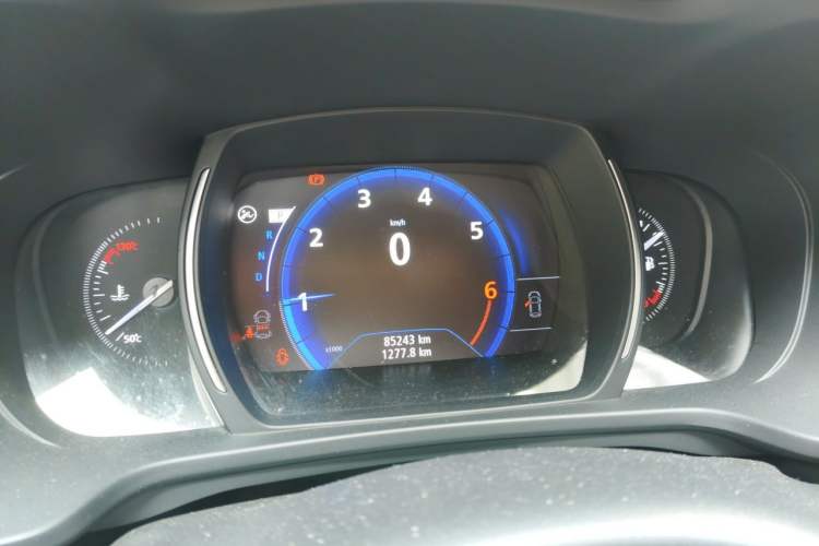 Used Renault Kadjar 2017 2.0L Two-Wheel Drive Luxury Edition Instrument Cluster