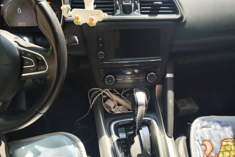 Used Renault Kadjar 2017 2.0L Two-Wheel-Drive Leading Edition Audio And AC Panel