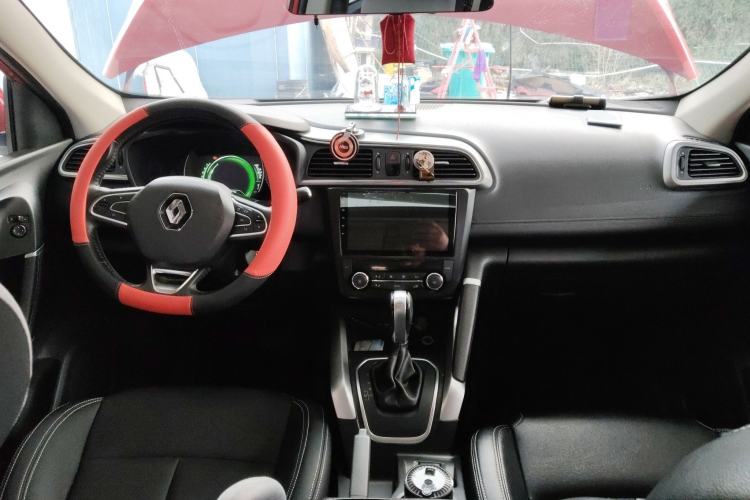 Used Renault Kadjar 2017 2.0L Two-Wheel Drive Comfort Edition Center Console