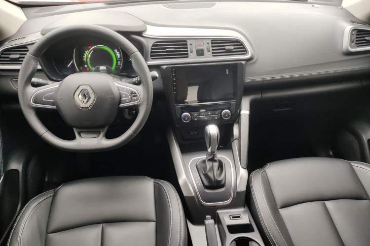 Used Renault Kadjar 2017 2.0L Two-Wheel Drive Fashion Edition Center Console
