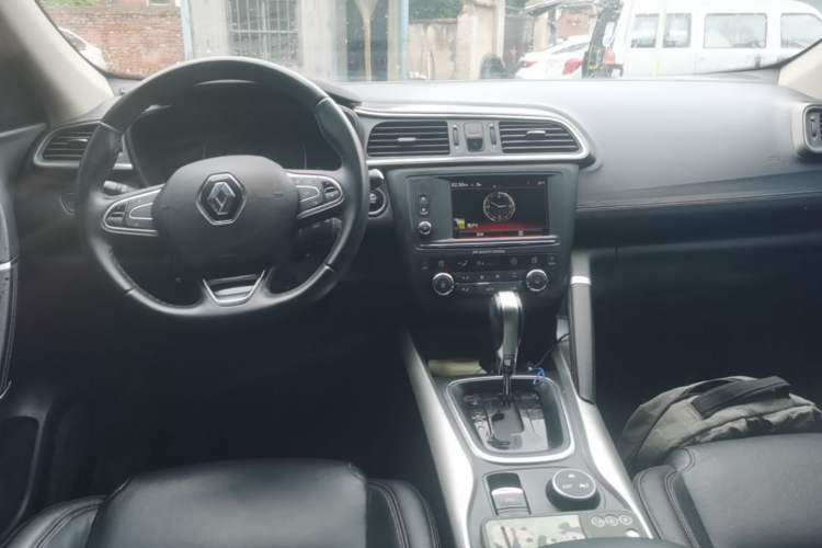 Used Renault Kadjar 2017 2.0L Two-Wheel Drive Luxury Edition Center Console