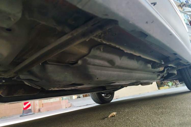 Used Renault Kadjar 2017 2.0L Two-Wheel-Drive Leading Edition Chassis Front Left