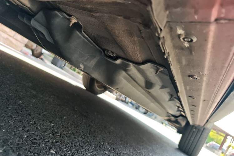 Used Renault Kadjar 2017 2.0L Two-Wheel Drive Fashion Edition Chassis Front Left