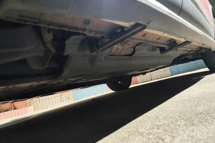 Used Renault Kadjar 2017 2.0L Two-Wheel-Drive Leading Edition Chassis Rear Right