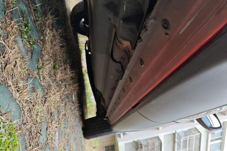 Used Renault Kadjar 2017 2.0L Two-Wheel-Drive Leading Edition Chassis Rear Right